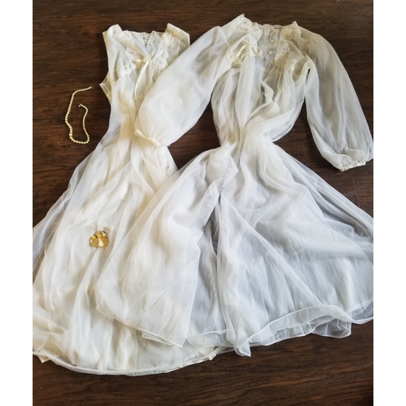 Vintage Other - Vintage 60's flowy chiffon nightgown set